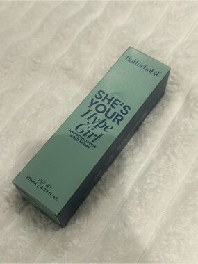 FlutterHabit She’s Your Hype Girl Spray NIB
